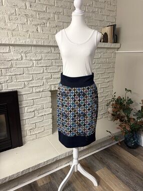 Mandala Geometric Print Pull-On Skirt – Blue/Black/Multi – Size Medium